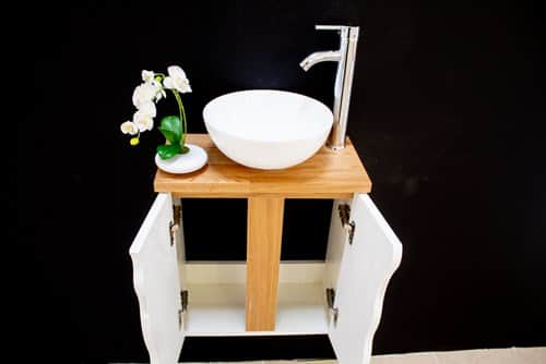 ארון אמבטיה תלוי לפי מידה רוחב עומק וצבע לפי בחירתך עם משטח עץ מלא להנחת כיור מונח דגם שיאמן W