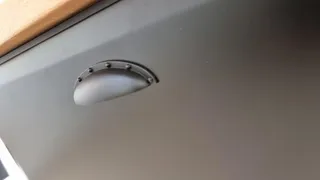 ארון אמבטיה תלוי לפי מידה רוחב עומק וצבע לפי בחירתך עם משטח עץ מלא להנחת כיור מונח דגם גפני W