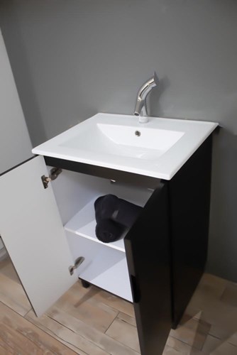 ארון אמבטיה עומד לפי מידה רוחב עומק וצבע לפי בחירתך עם כיור משטח חרס שקוע דגם סריפוס