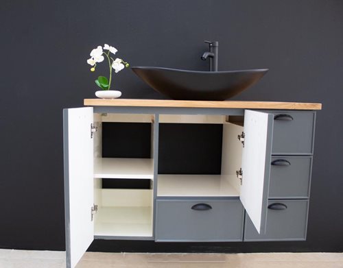 ארון אמבטיה תלוי לפי מידה רוחב עומק וצבע לפי בחירתך עם משטח עץ מלא להנחת כיור מונח דגם קאנקון