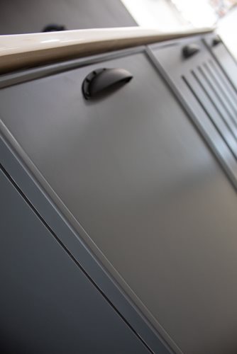 ארון אמבטיה תלוי לפי מידה רוחב וצבע לפי בחירתך עם כיור משטח חרס שקוע דגם מירידיא