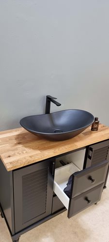 ארון אמבטיה עומד לפי מידה רוחב עומק וצבע לפי בחירתך עם משטח עץ מלא להנחת כיור מונח דגם הוארי