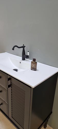 ארון אמבטיה עומד לפי מידה רוחב עומק וצבע לפי בחירתך עם כיור משטח חרס שקוע דגם תימארו