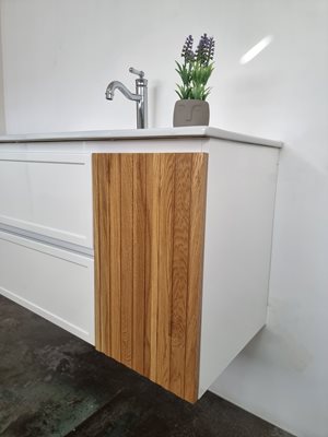 ארון אמבטיה תלוי לפי מידה רוחב וצבע לפי בחירתך עם כיור משטח חרס שקוע דגם קפלוניה