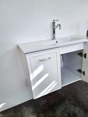 ארון אמבטיה תלוי לפי מידה רוחב וצבע לפי בחירתך עם כיור משטח חרס שקוע דגם דנוב