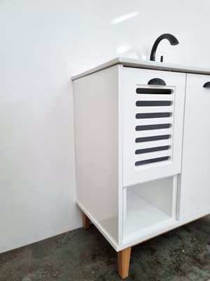 ארון אמבטיה עומד לפי מידה רוחב עומק וצבע לפי בחירתך עם כיור משטח חרס שקוע דגם טורנאי