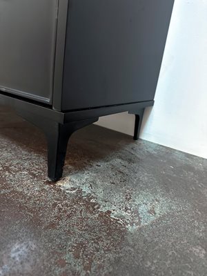 ארון אמבטיה עומד לפי מידה רוחב עומק וצבע לפי בחירתך עם כיור משטח חרס שקוע דגם אמן