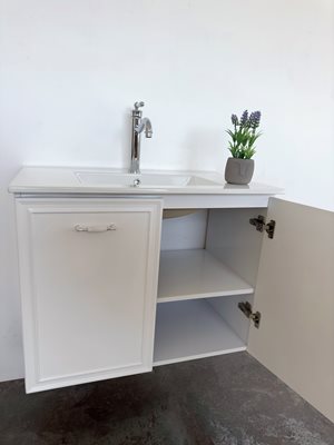 ארון אמבטיה תלוי לפי מידה רוחב עומק וצבע לפי בחירתך עם כיור משטח חרס שקוע דגם לוני