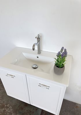 ארון אמבטיה תלוי לפי מידה רוחב עומק וצבע לפי בחירתך עם כיור משטח חרס שקוע דגם לוני