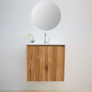 ארון אמבטיה תלוי רוחב 60 ס"מ בעומק 46 ס"מ עשוי מעץ מלא אלון מבוקע עם כיור משטח חרס שקוע דגם ג'אסבר