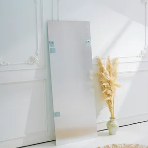 מראת גוף מרחפת בצורה מלבנית לתליה ללא מסגרת רוחב 70 ס"מ גובה 180 ס"מ דגם LM-73SQ