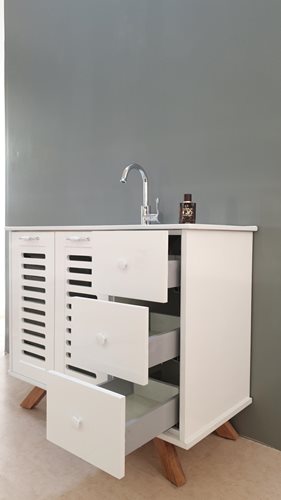 ארון אמבטיה עומד לפי מידה רוחב עומק וצבע לפי בחירתך עם כיור משטח חרס שקוע דגם בתאי