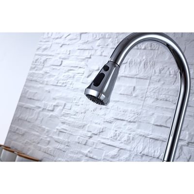 ברז מטבח מגיע עם פיה מסתובבת ונשלפת צבע ניקל מבריק דגם K528