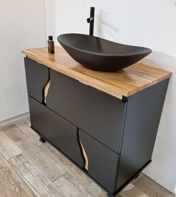 ארון אמבטיה עומד לפי מידה רוחב עומק וצבע לפי בחירתך עם משטח עץ מלא להנחת כיור מונח דגם הודו