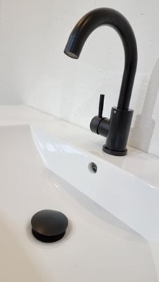 ארון אמבטיה עומד לפי מידה רוחב עומק וצבע לפי בחירתך עם כיור משטח חרס שקוע דגם לימה