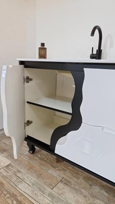 ארון אמבטיה עומד לפי מידה רוחב עומק וצבע לפי בחירתך עם כיור משטח חרס שקוע דגם לימה