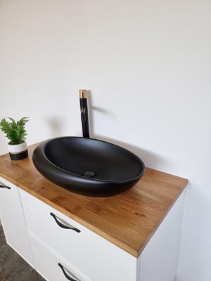 ארון אמבטיה תלוי לפי מידה רוחב עומק וצבע לפי בחירתך עם משטח עץ מלא להנחת כיור מונח דגם דובאי