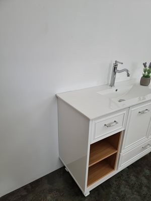 ארון אמבטיה עומד לפי מידה רוחב עומק וצבע לפי בחירתך עם כיור משטח חרס שקוע דגם פארן