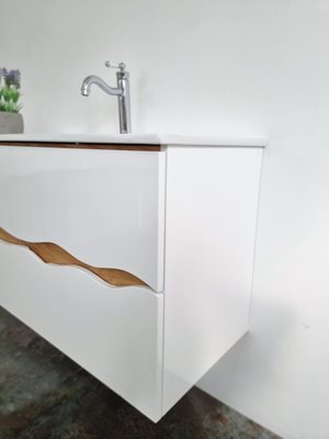 ארון אמבטיה תלוי לפי מידה רוחב עומק וצבע לפי בחירתך עם כיור משטח חרס שקוע דגם מודרנא