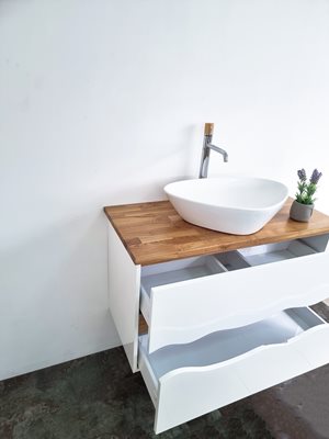 ארון אמבטיה תלוי לפי מידה רוחב עומק וצבע לפי בחירתך עם משטח עץ מלא להנחת כיור מונח דגם באדו