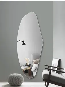 מראת גוף מרחפת בצורה אמורפית לתליה ללא מסגרת רוחב 70 ס"מ גובה 180 ס"מ דגם LM-58