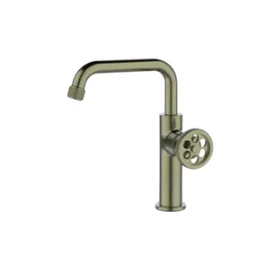 ברז רחצה עם פיה מסתובבת צבע זהב מט דגם SH0705BR