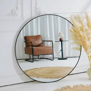 מראת גוף מרחפת עגולה לתליה עם מסגרת אל חלד צבע שחור מט מגיעה בקוטר 120 ס"מ מק"ט 5055B